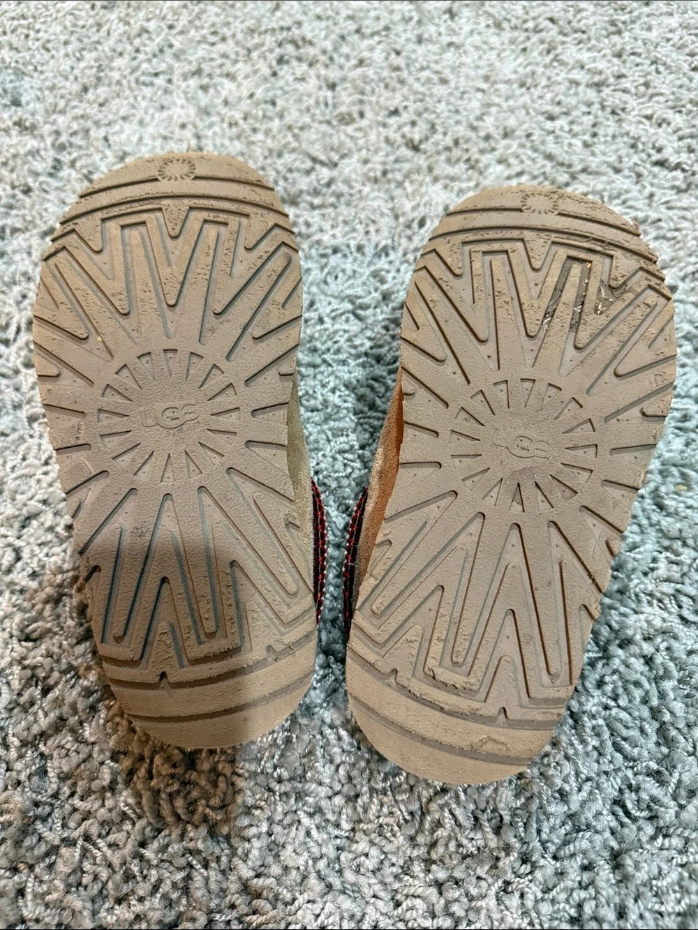 UGG easy braided